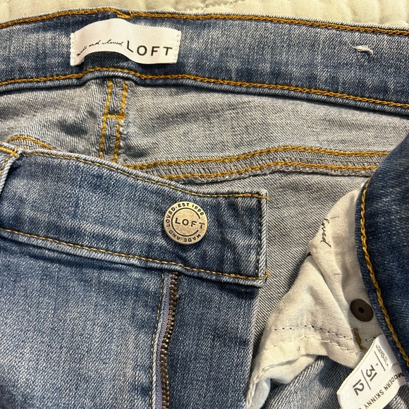 Loft denim capris size 31/12 - Picture 2 of 3